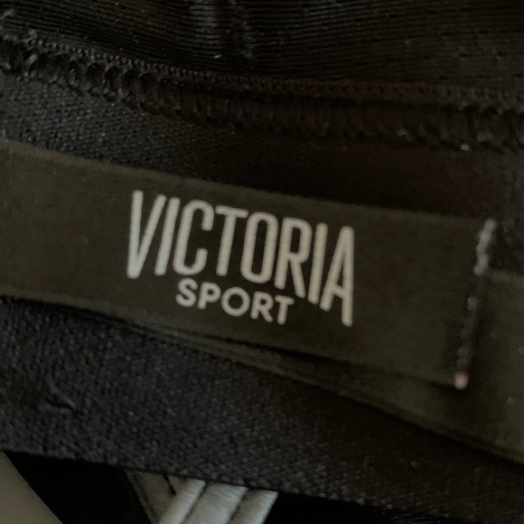 VICTORIA SPORT Black and Grey Criss Cross Sports Bra, Size M - Picture 5 of 5